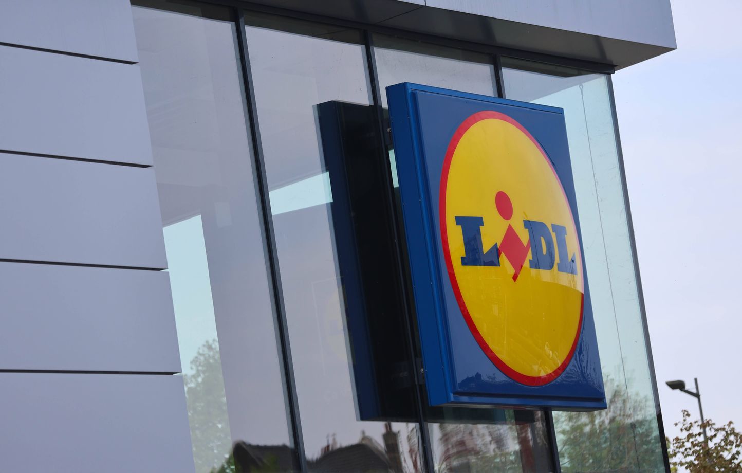 Con 200.000 aparatos de aire acondicionado a 179 euros, se espera la avalancha hacia Lidl este jueves Con 200.000 aparatos de aire acondicionado a 179 euros, se espera la avalancha hacia Lidl este jueves